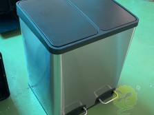 室内脚踏式不锈钢分类垃圾桶