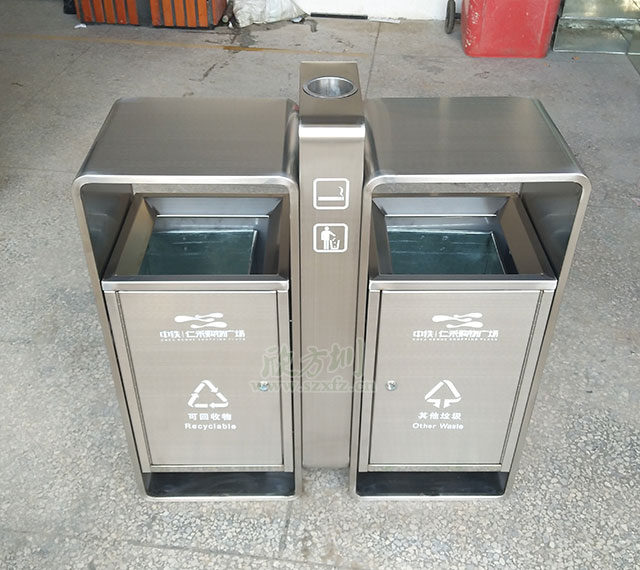 不锈钢户外分类垃圾桶进入南宁小区