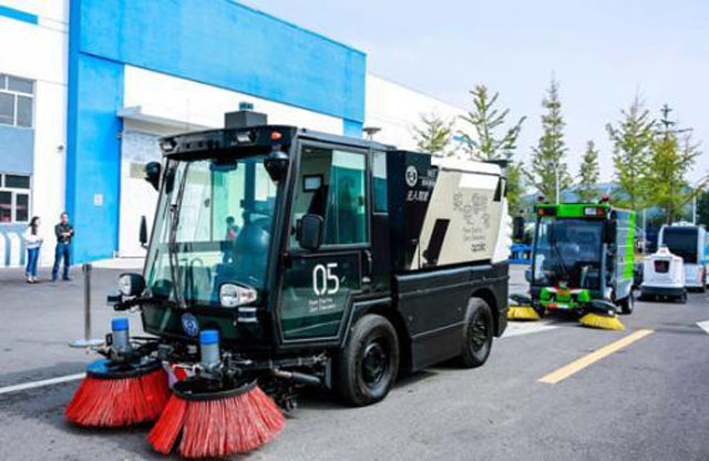 移动垃圾桶搭配无人驾驶环卫车辆将在北京试行