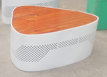 户外三角形不锈钢防腐木园林椅主图