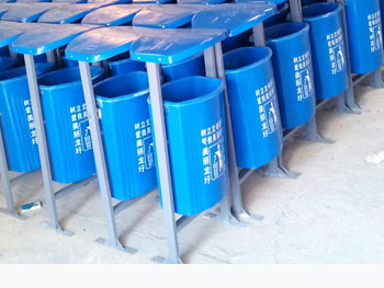 玻璃钢户外定制垃圾箱主图