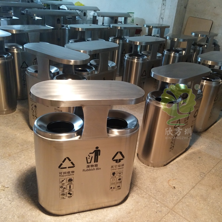 高档小区双分类不锈钢垃圾桶